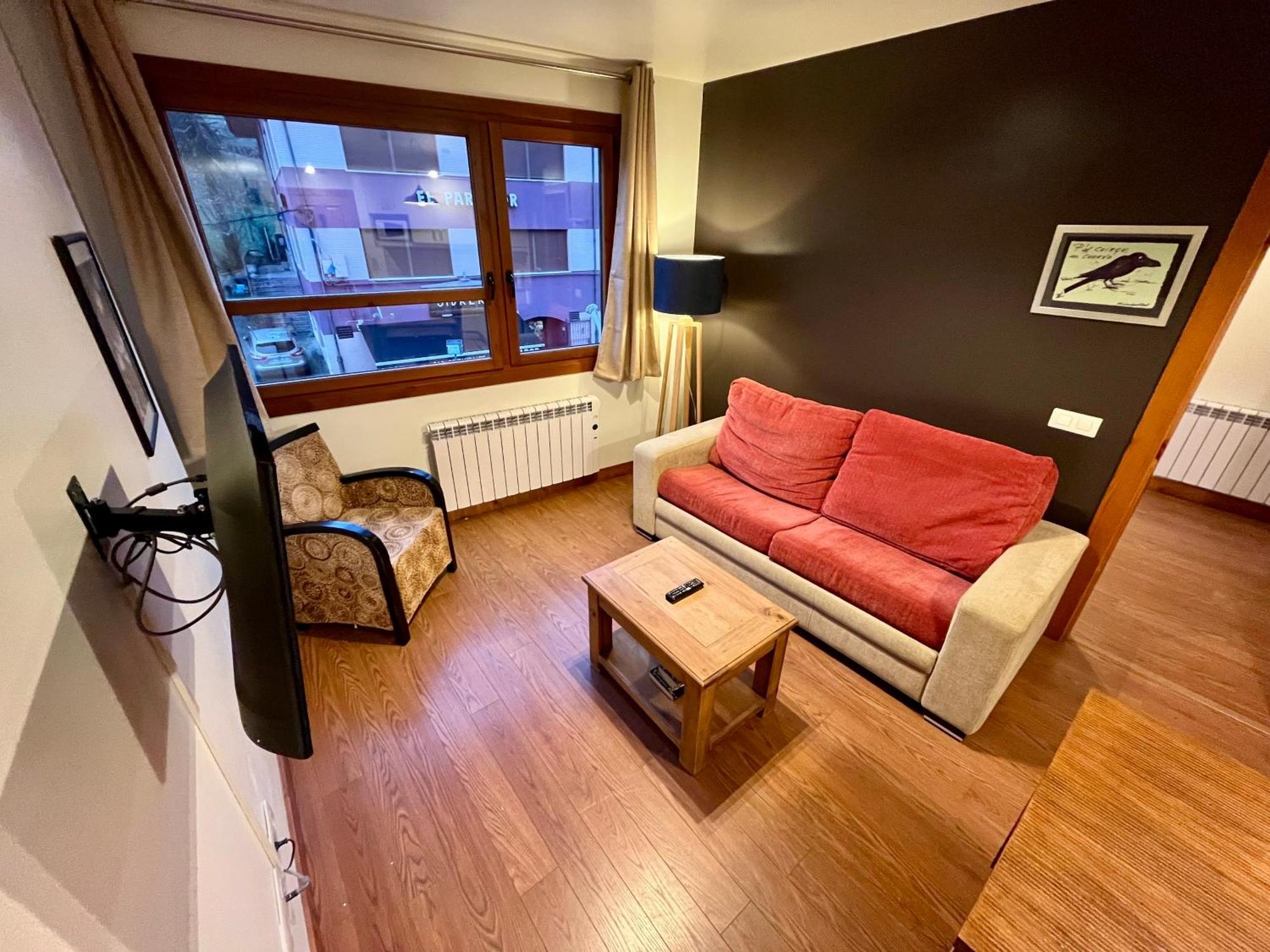 Aparthotel Lotila Flats Cuirgu Felechosa Esterno foto